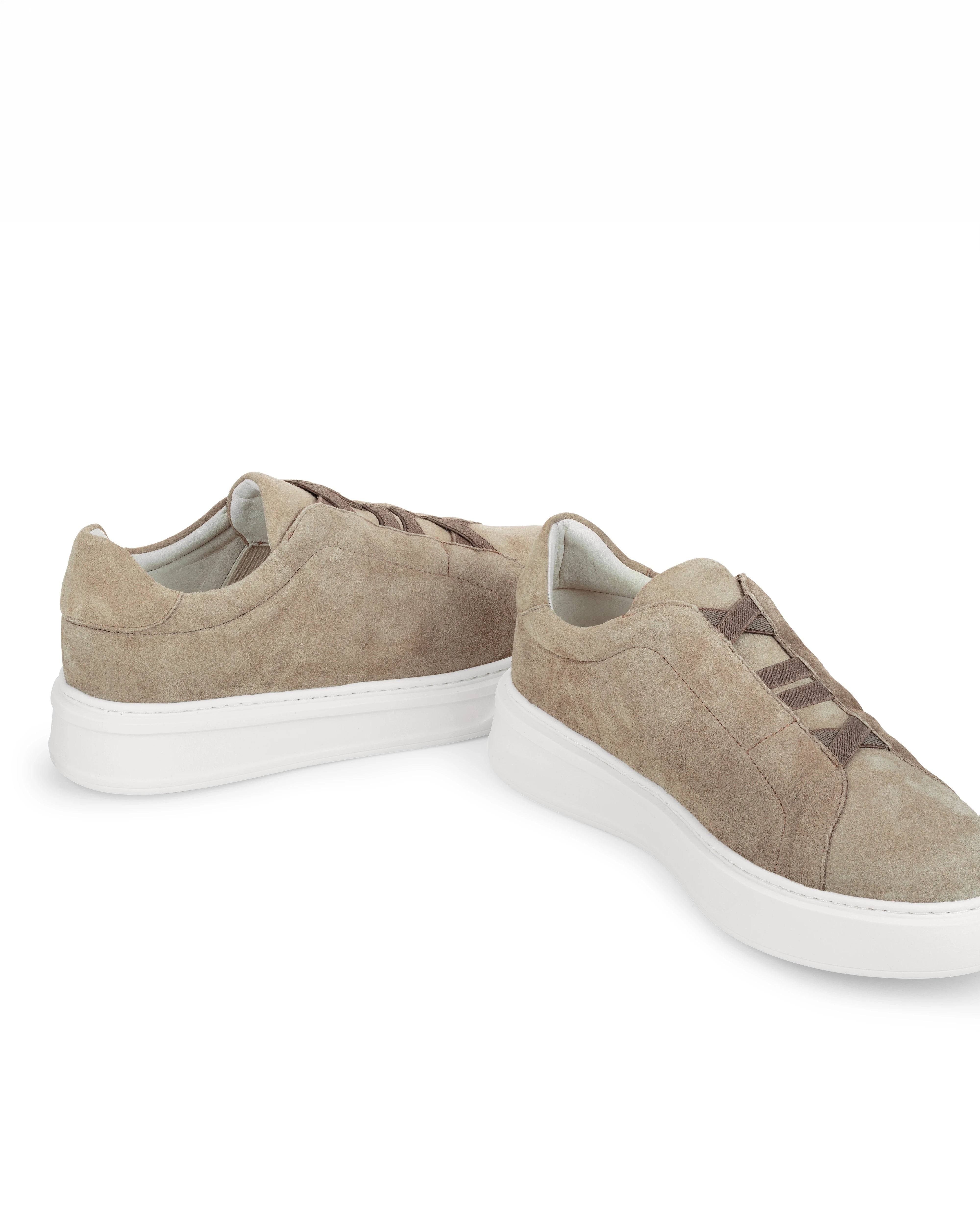 Tênis Suede Heritage em Pele de Cabra