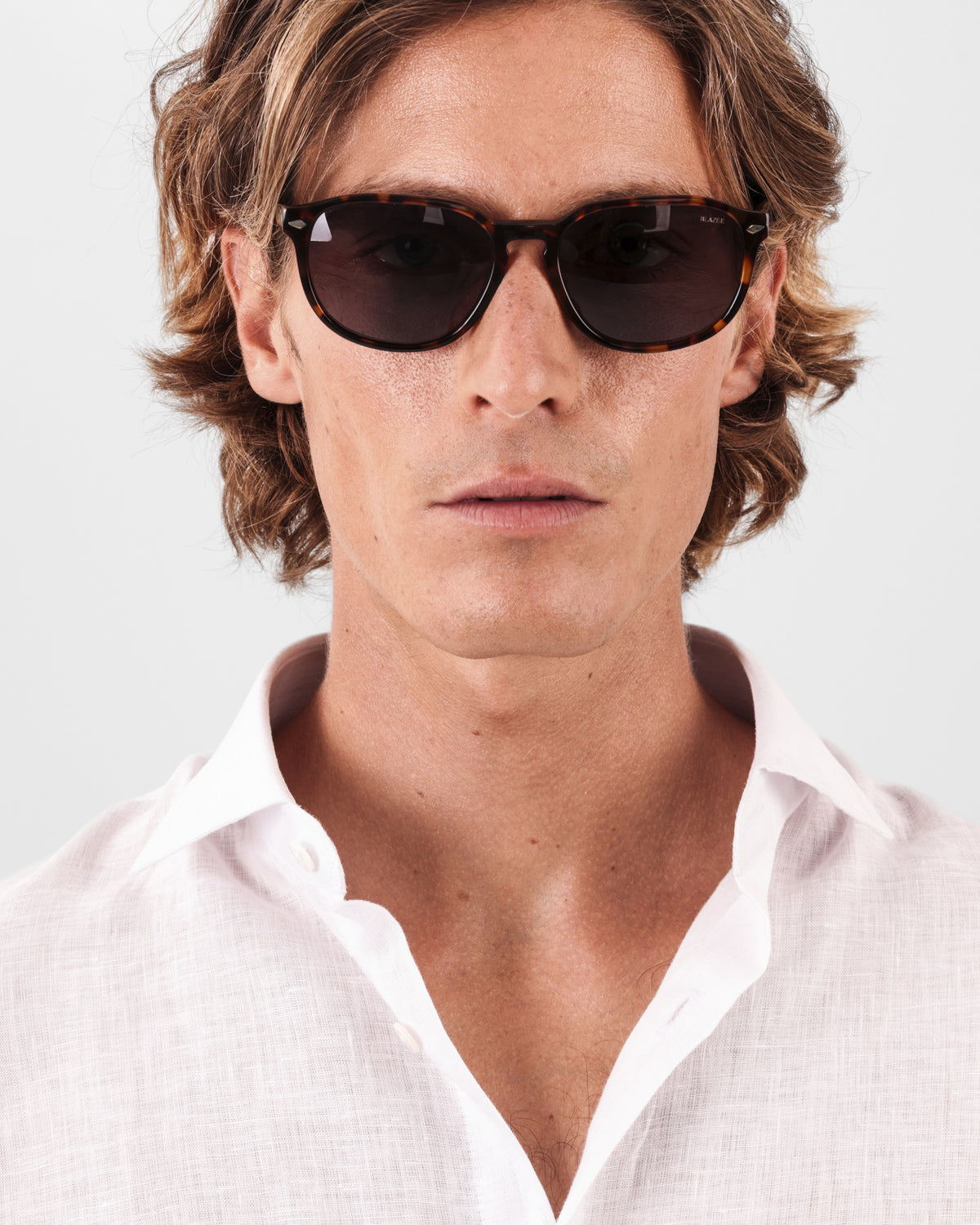 Camisa em Linho Belga Spread Collar · Flandres