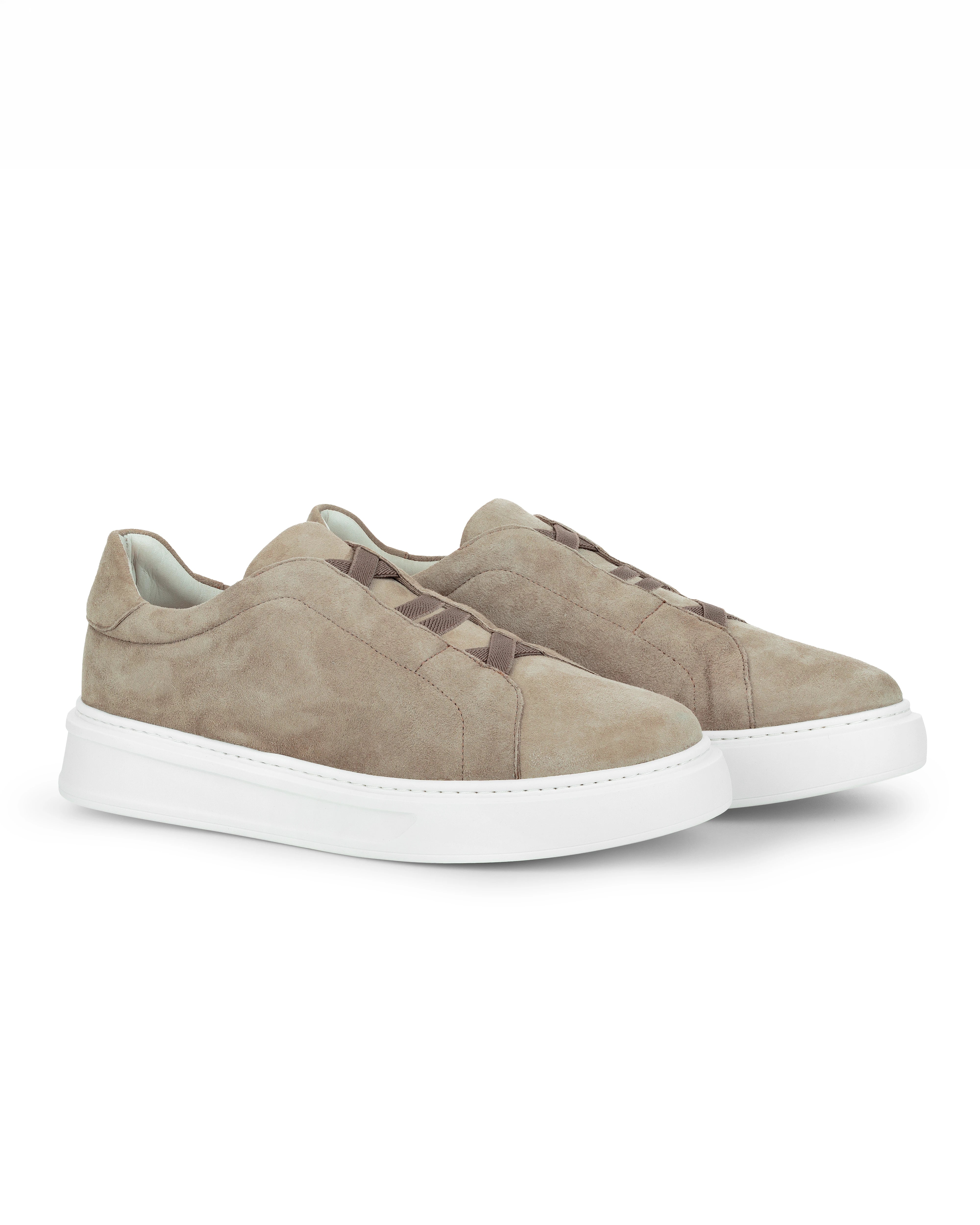 Tênis Suede Heritage em Pele de Cabra