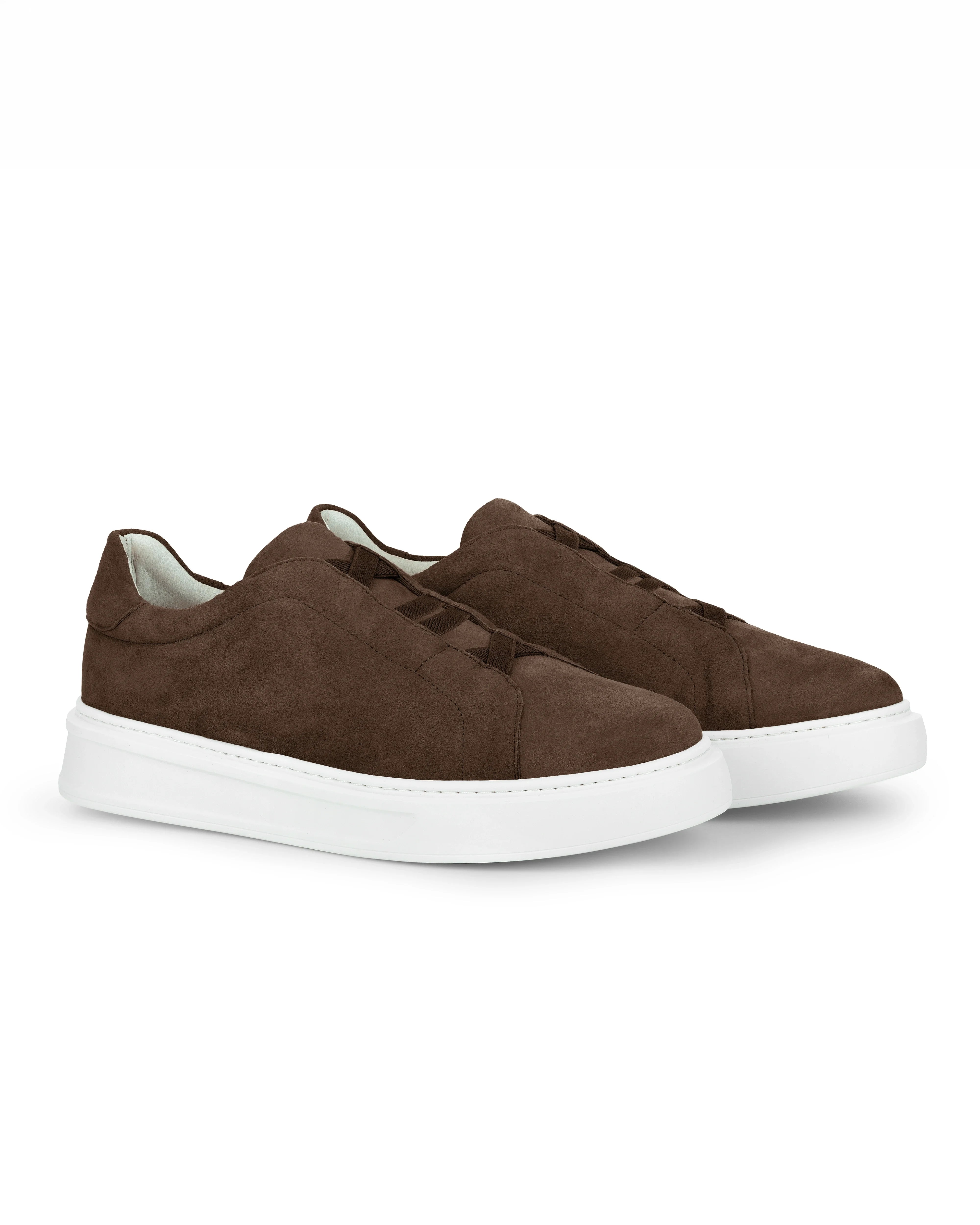 Tênis Suede Heritage em Pele de Cabra - Castanho Escuro