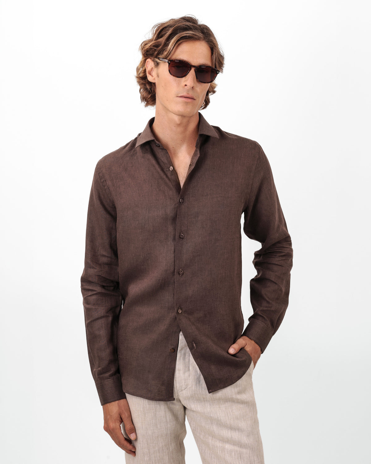 Camisa em Linho Belga Spread Collar · Flandres