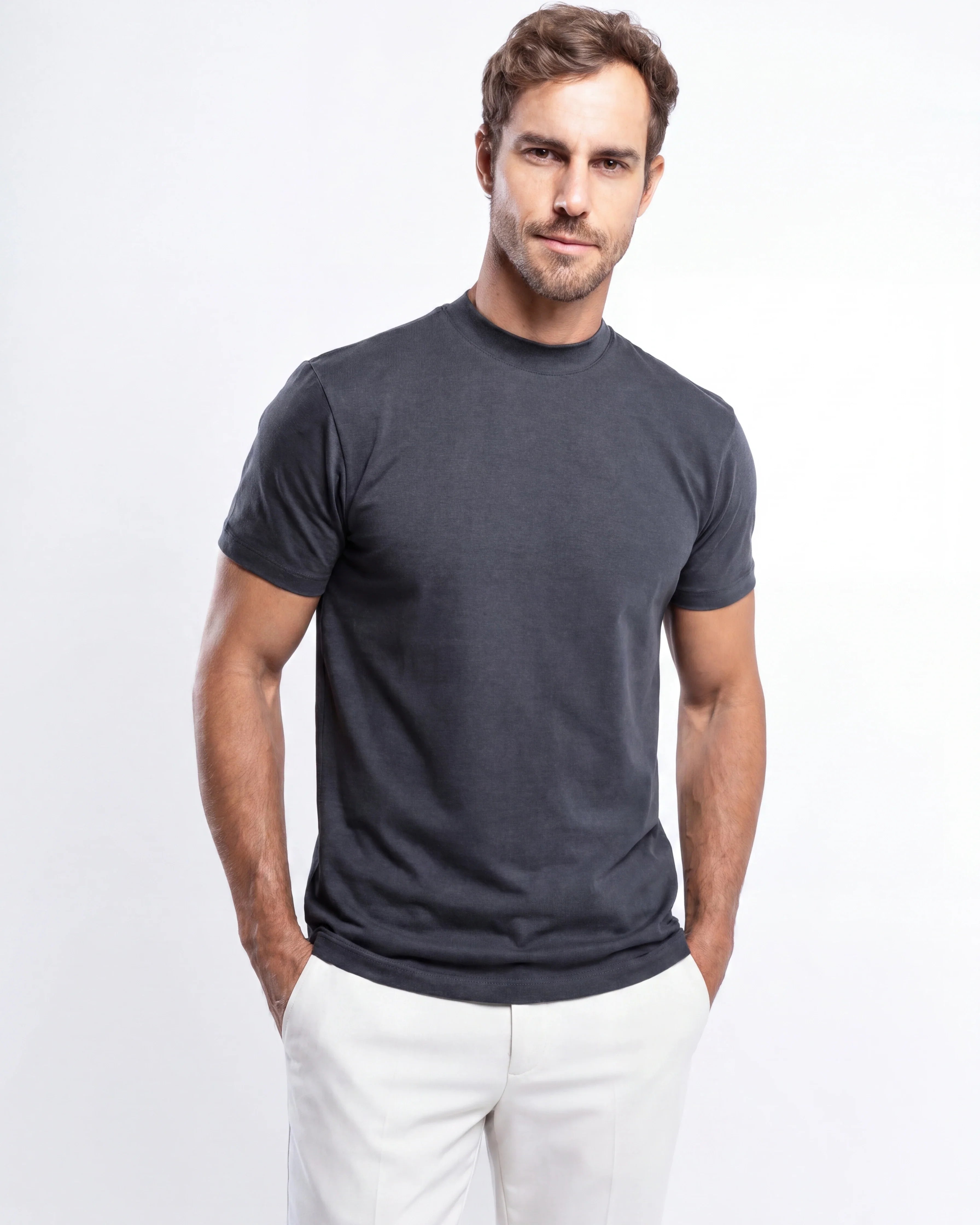 Camiseta Gola Alta – Grant - Grafite